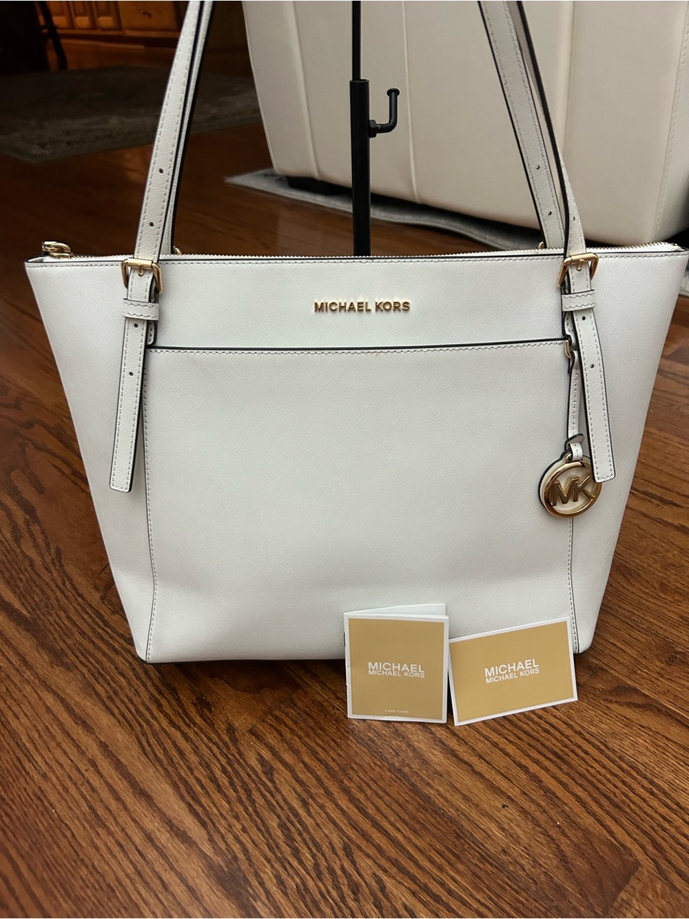 Michael Kors Jet Set Travel Vanilla Saffiano Leather Tote